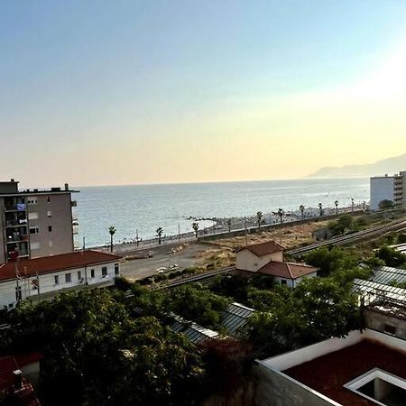 Casa Solymar Διαμέρισμα Vallecrosia Εξωτερικό φωτογραφία