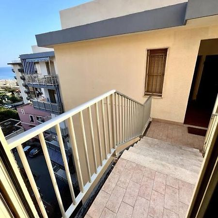 Casa Solymar Διαμέρισμα Vallecrosia Εξωτερικό φωτογραφία